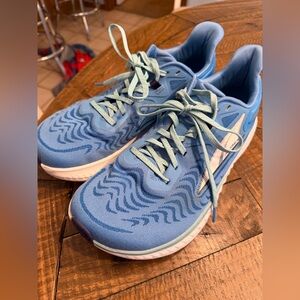 Altra Torin 7 road running shoes